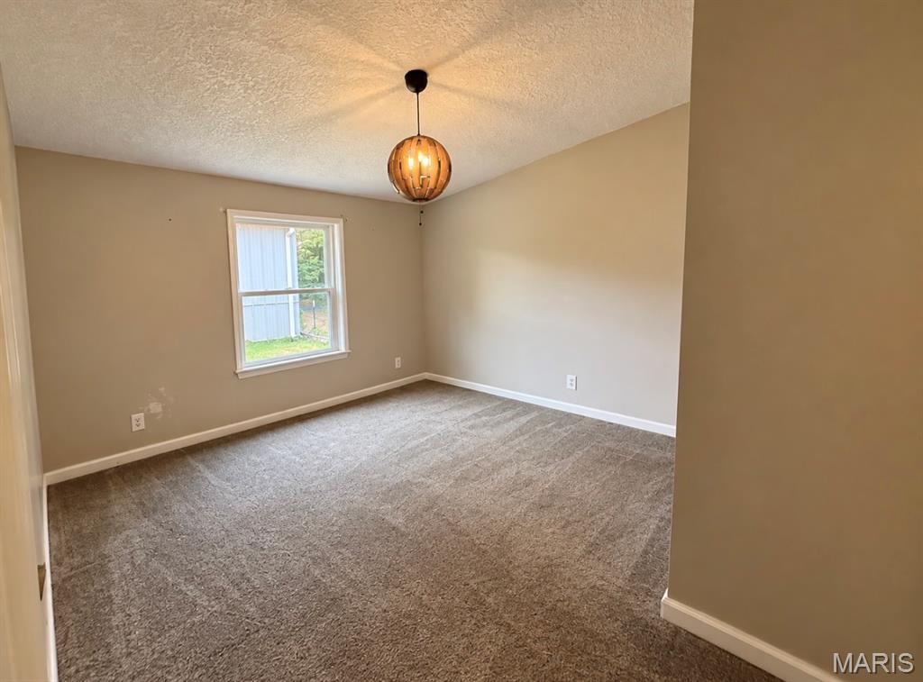 7924 W Forest Hills Drive Property Photo 11