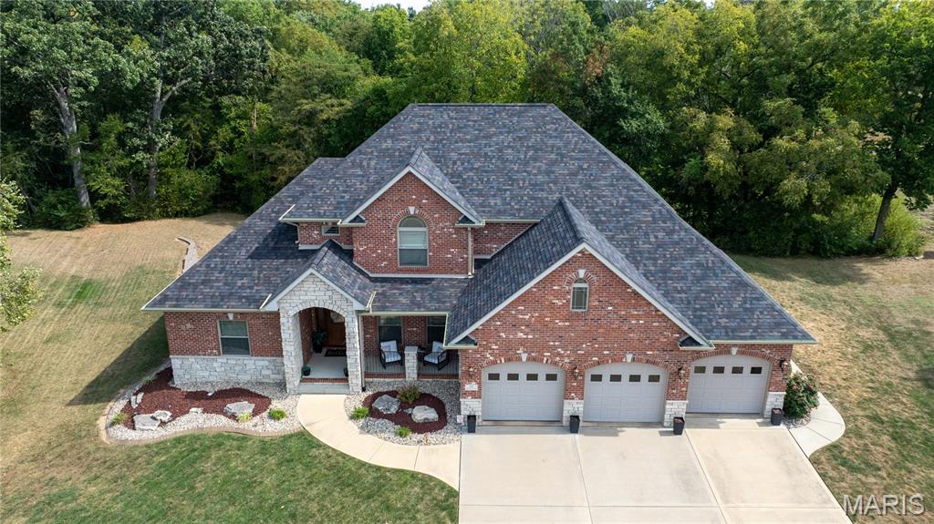 61 Woodcrest Drive Property Photo 3