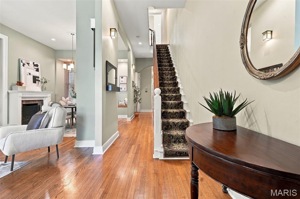 1816 Hickory Street Property Photo 4