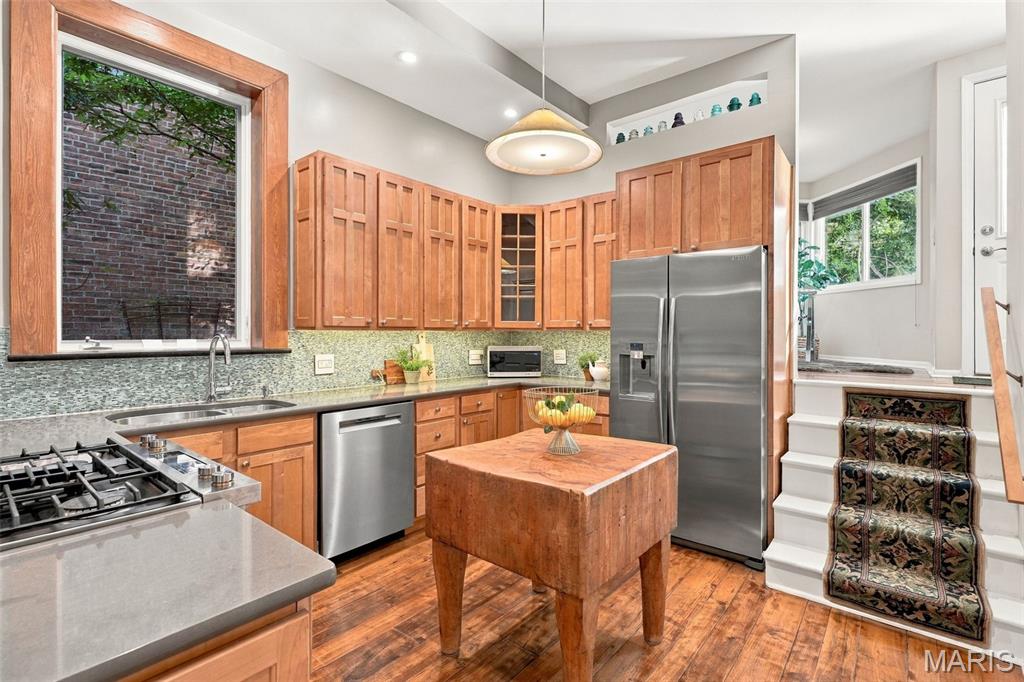 1816 Hickory Street Property Photo 16