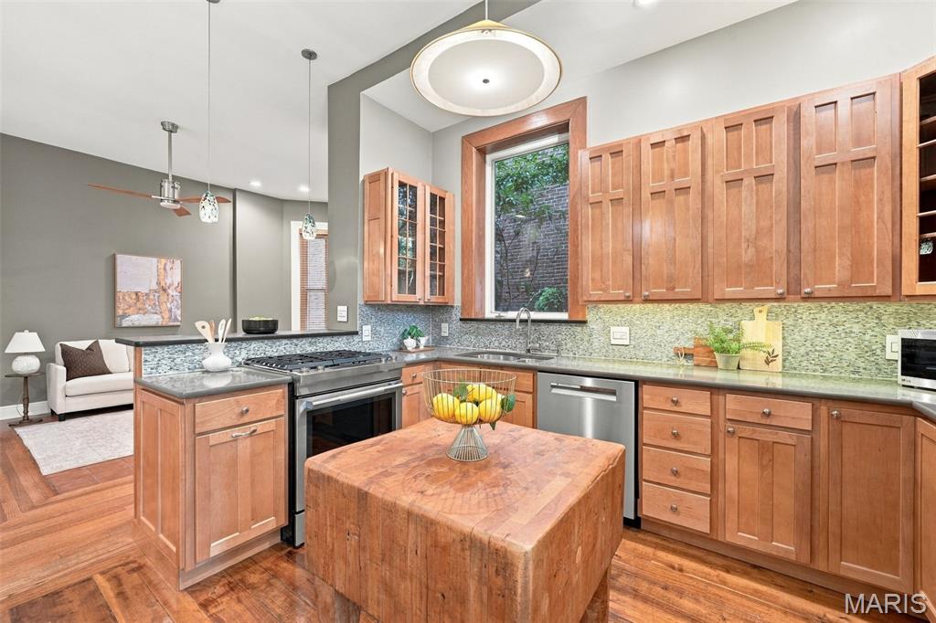 1816 Hickory Street Property Photo 17