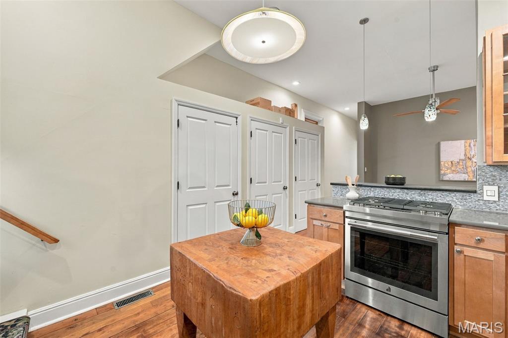 1816 Hickory Street Property Photo 18