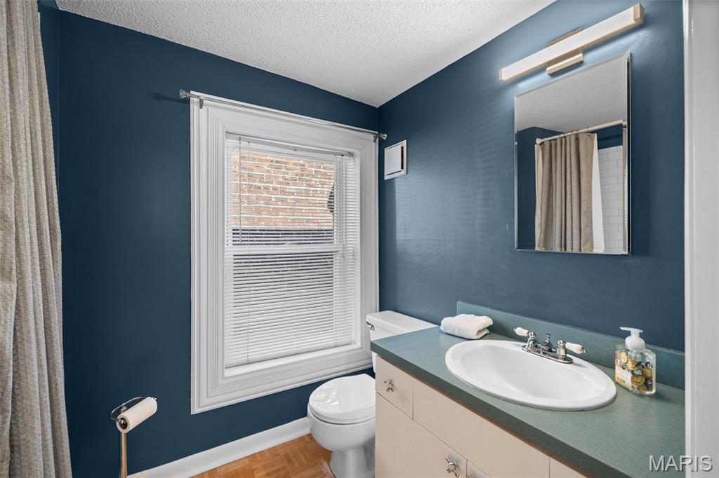 1816 Hickory Street Property Photo 42