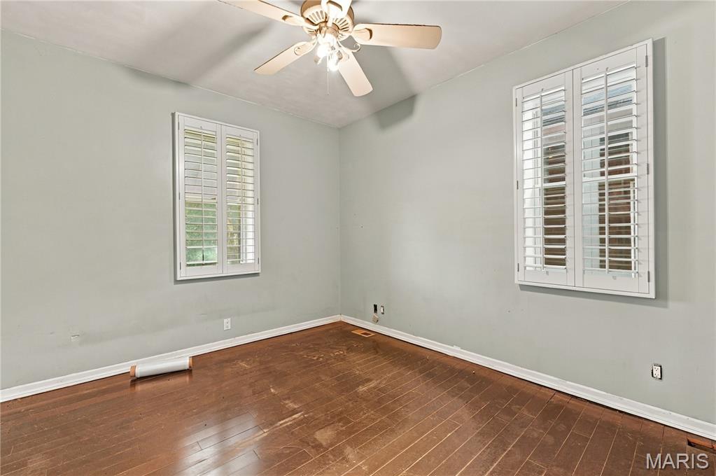 5435 Bates Street Property Photo 10