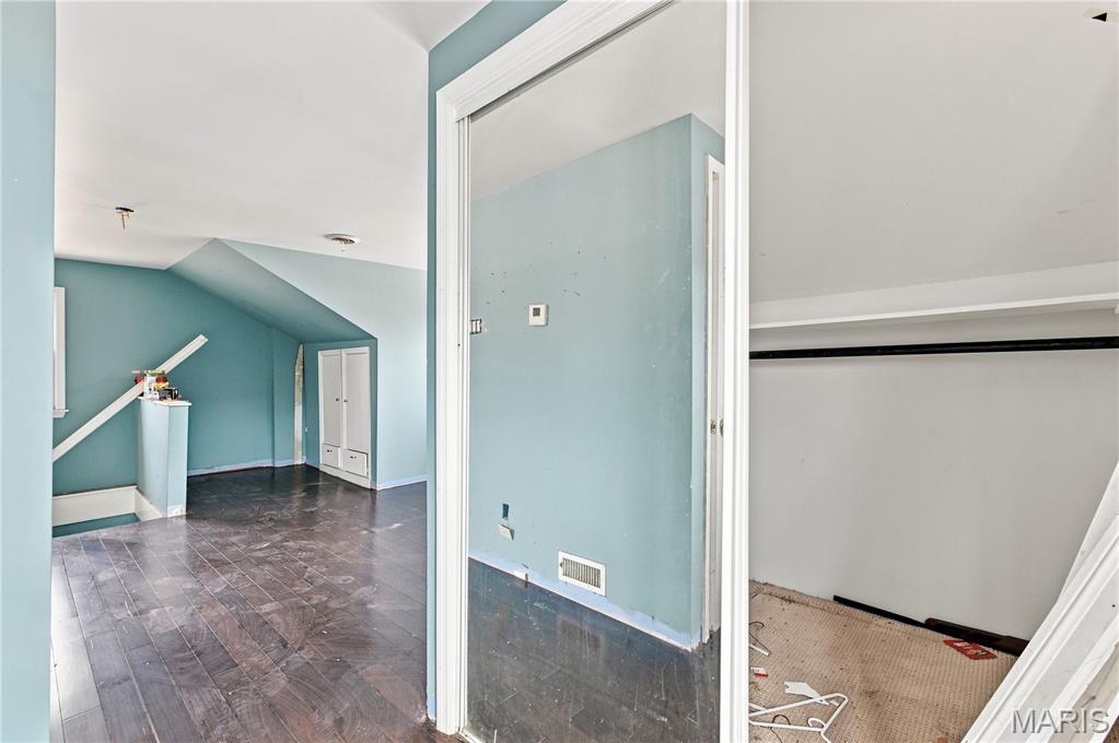 5435 Bates Street Property Photo 16