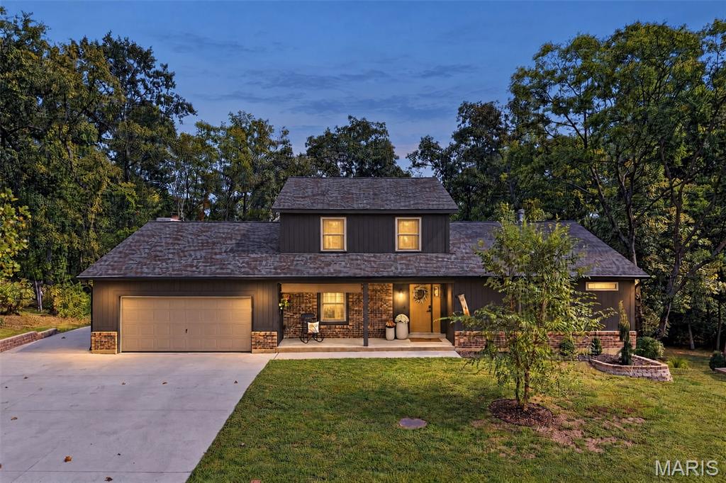 32 Country Lane Court