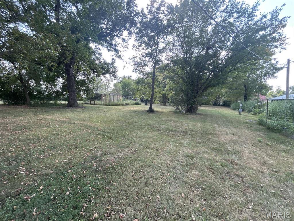 805 Morris Avenue Property Photo 25