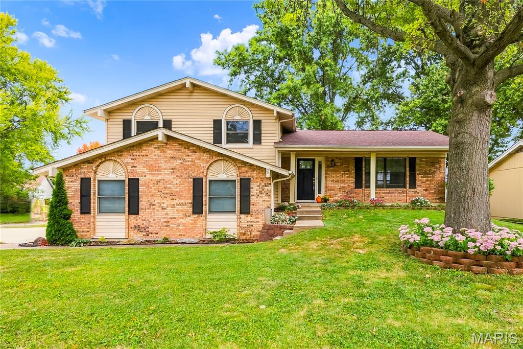 27 Oak Valley Drive Property Photo 1
