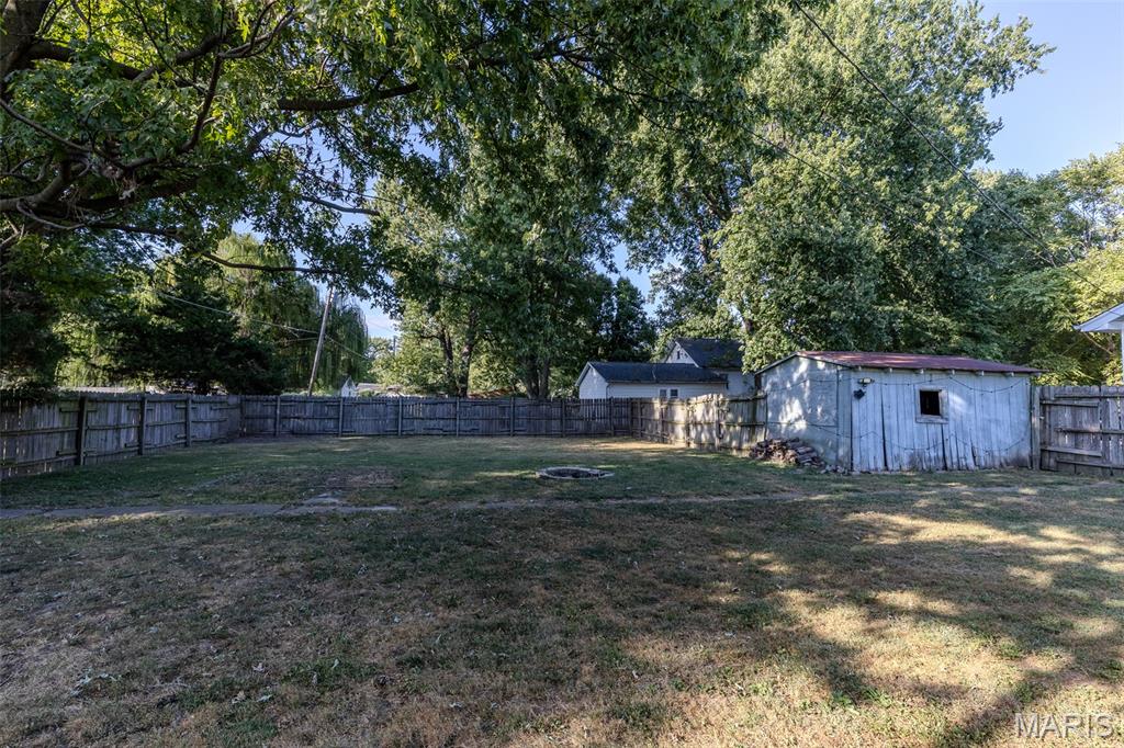 220 Minton Street Property Photo 9