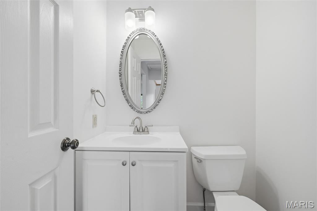 1709 Howehill Court Property Photo 7