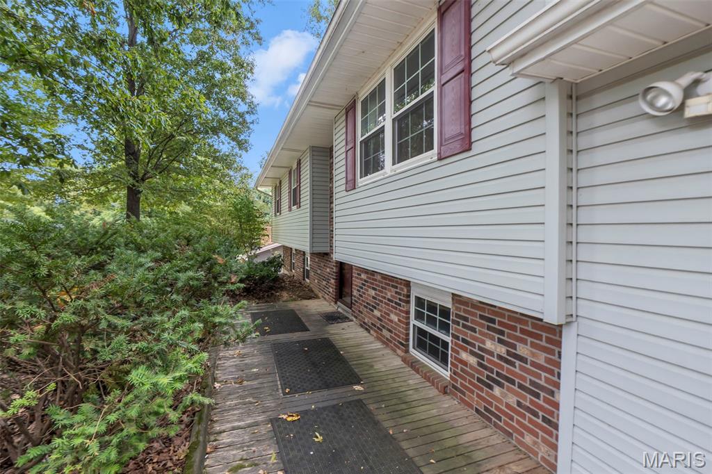 2219 Ridge Road Property Photo 2