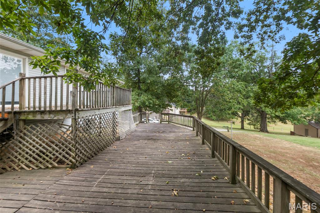 2219 Ridge Road Property Photo 8