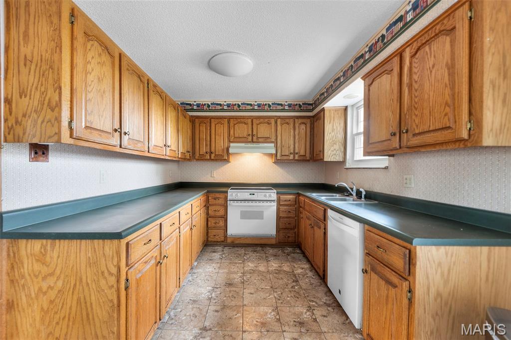 2219 Ridge Road Property Photo 13