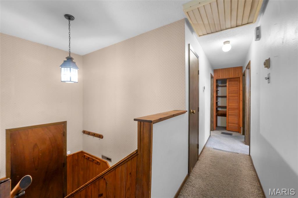 2219 Ridge Road Property Photo 14
