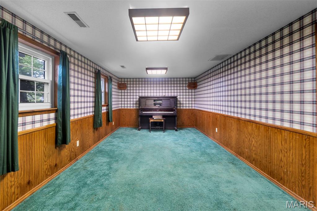 2219 Ridge Road Property Photo 19