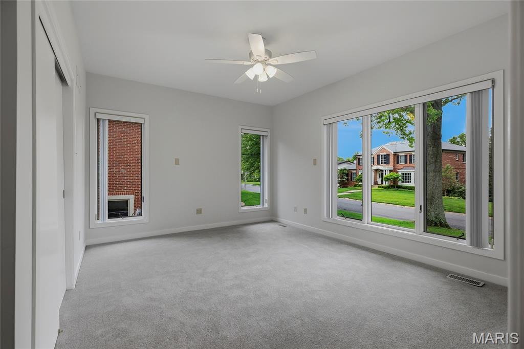 8333 Kingsbury Boulevard Property Photo 23