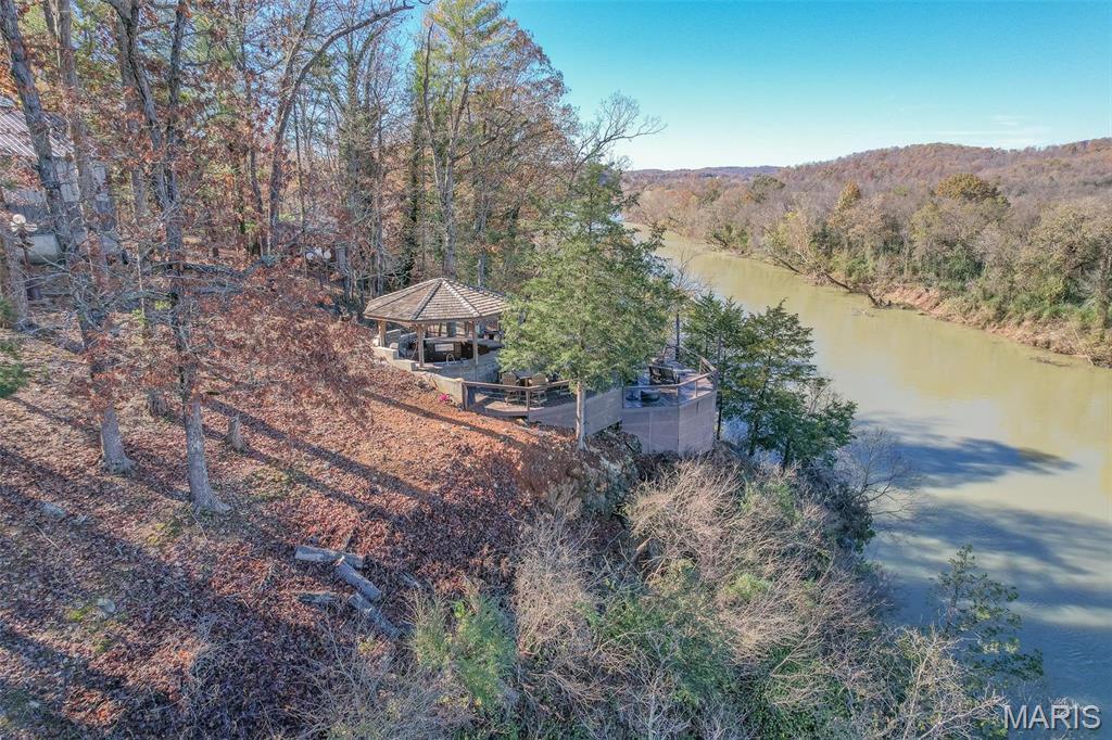 145 Ripley 142e-2b Property Photo 1