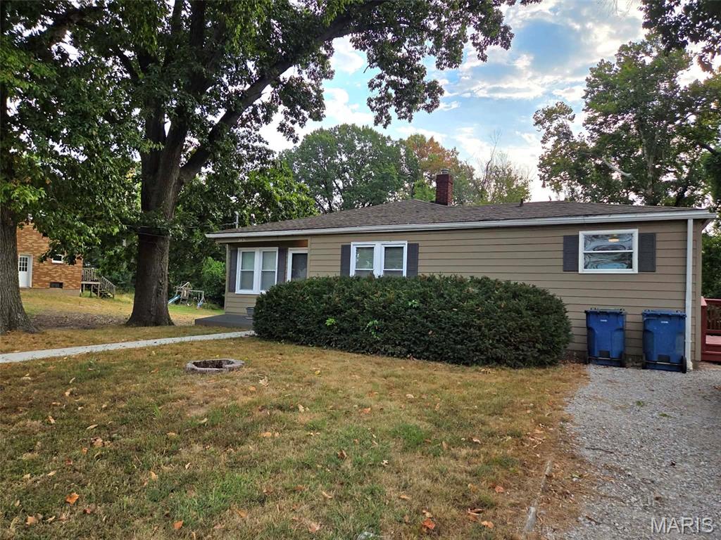 2431 N Henry Street Property Photo 2