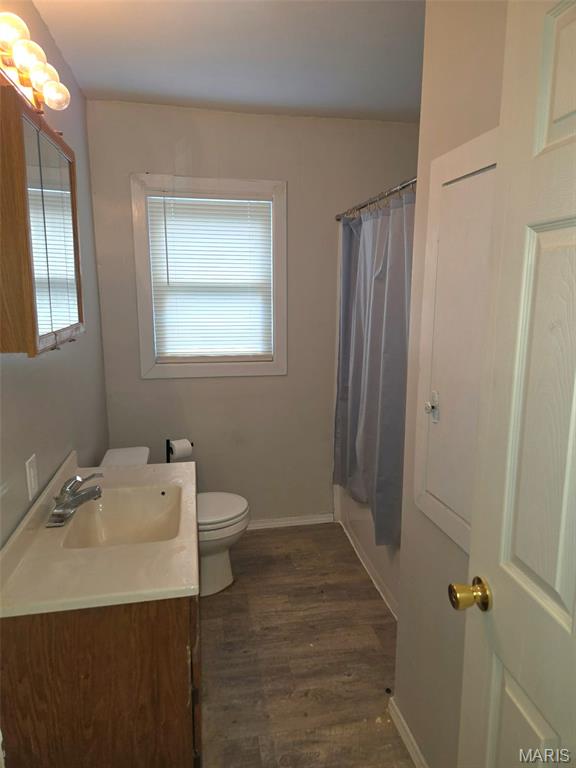 2431 N Henry Street Property Photo 12