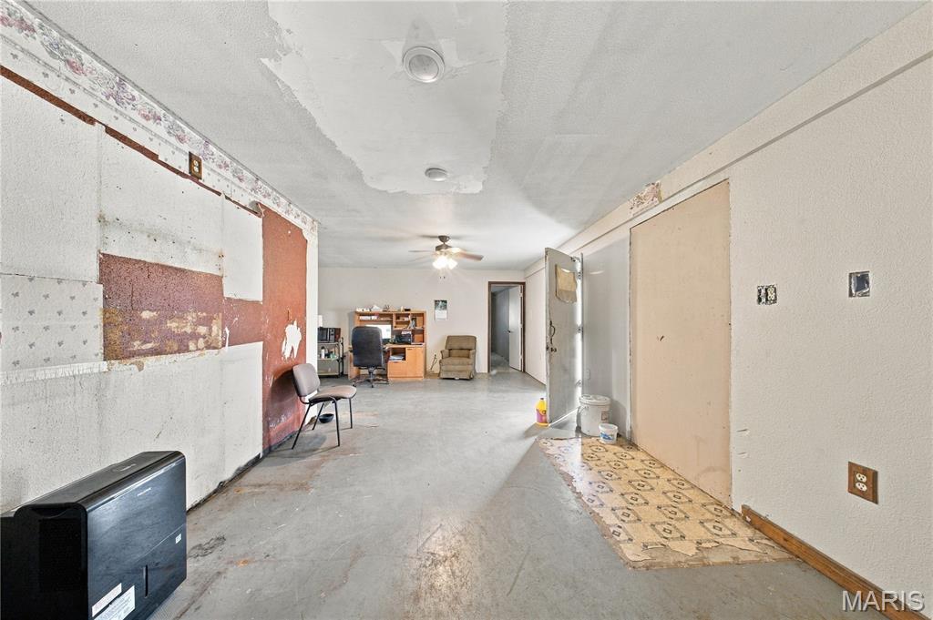 18341 S Highway 19 Property Photo 26