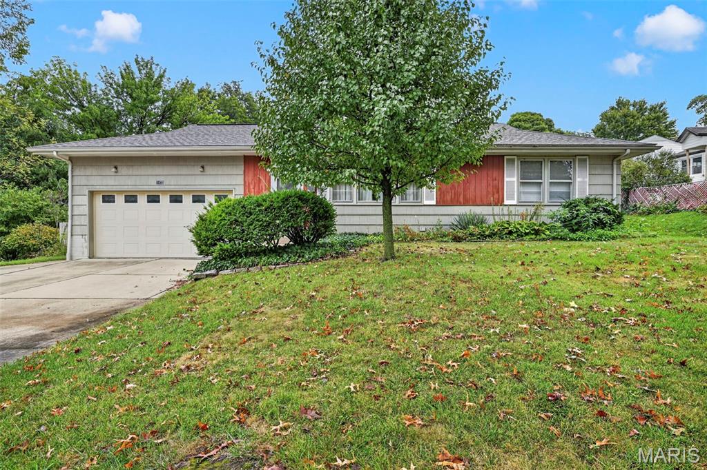 1472 Grant Road Property Photo 1