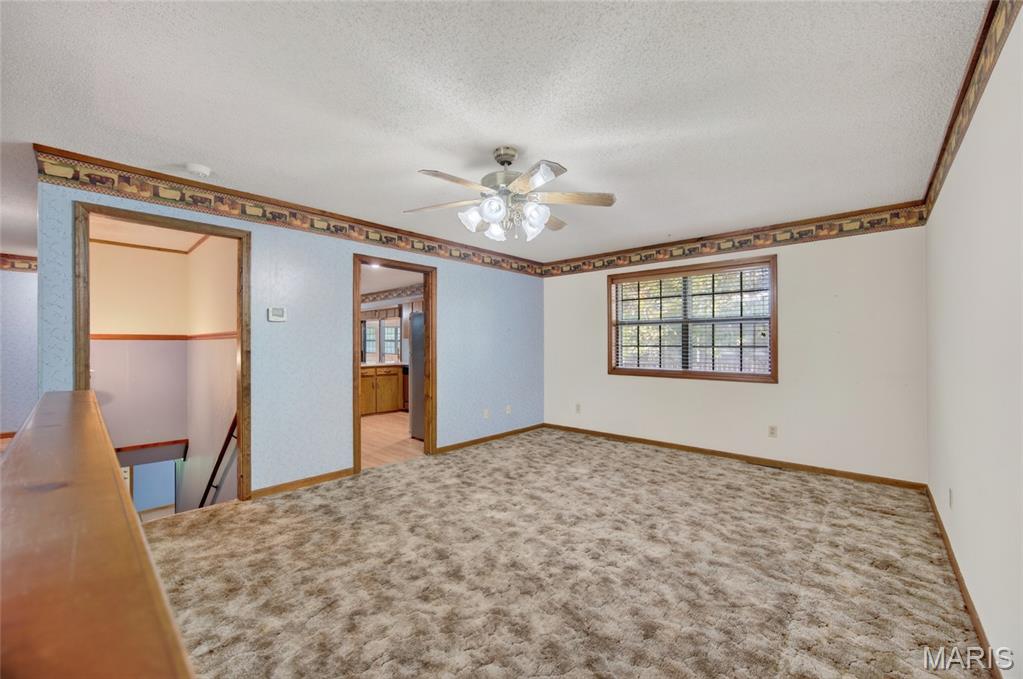 16924 Heller Lane Property Photo 4