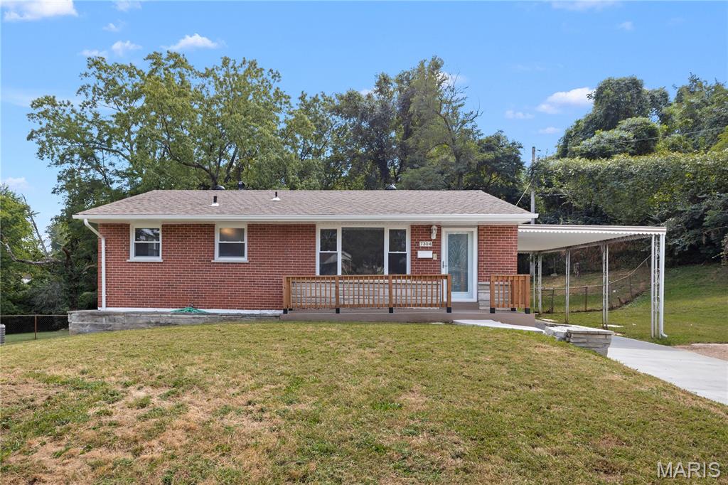 7304 Esterbrook Drive Property Photo 1
