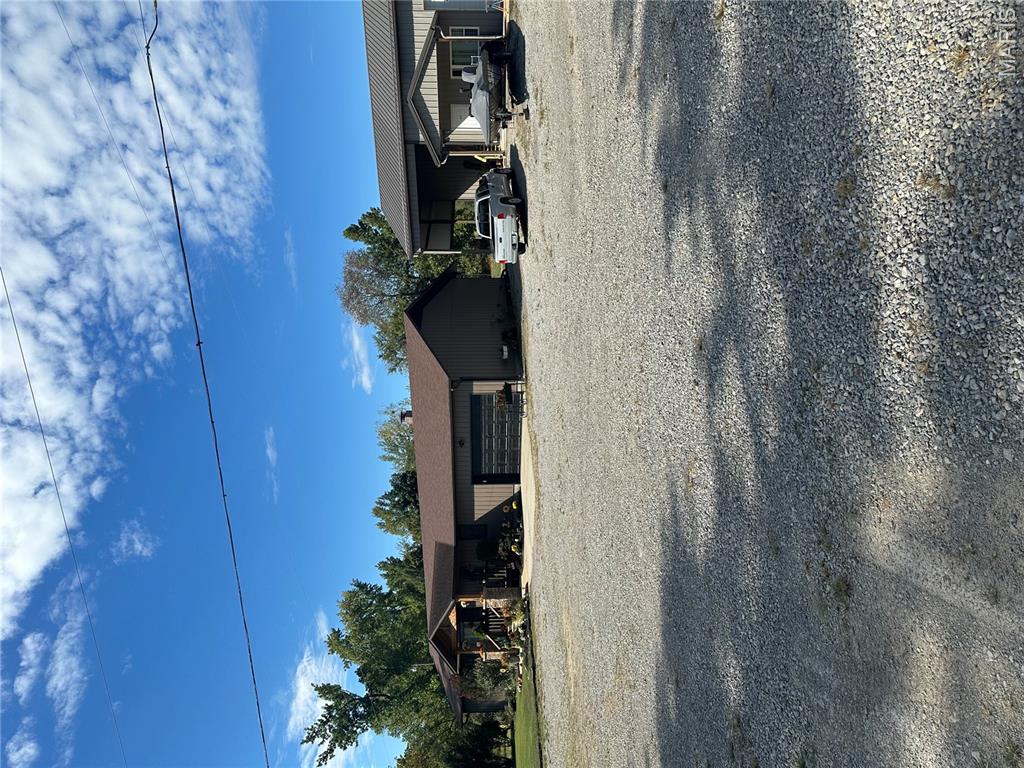 534 Highway M Property Photo 1