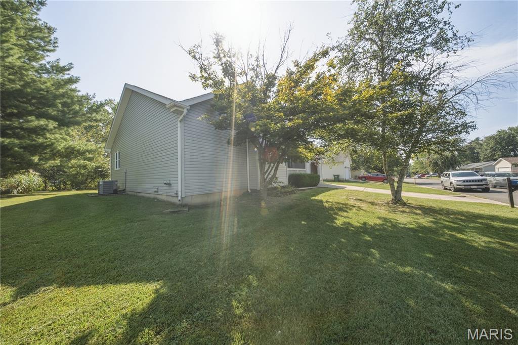 300 Greentree Road Property Photo 23