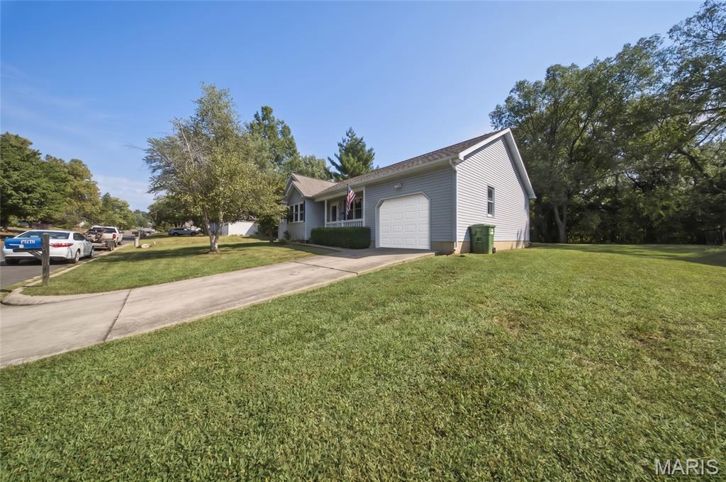 300 Greentree Road Property Photo 26