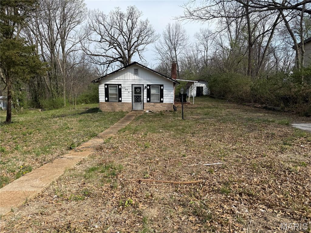 1925 W Woodbine Avenue Property Photo 1