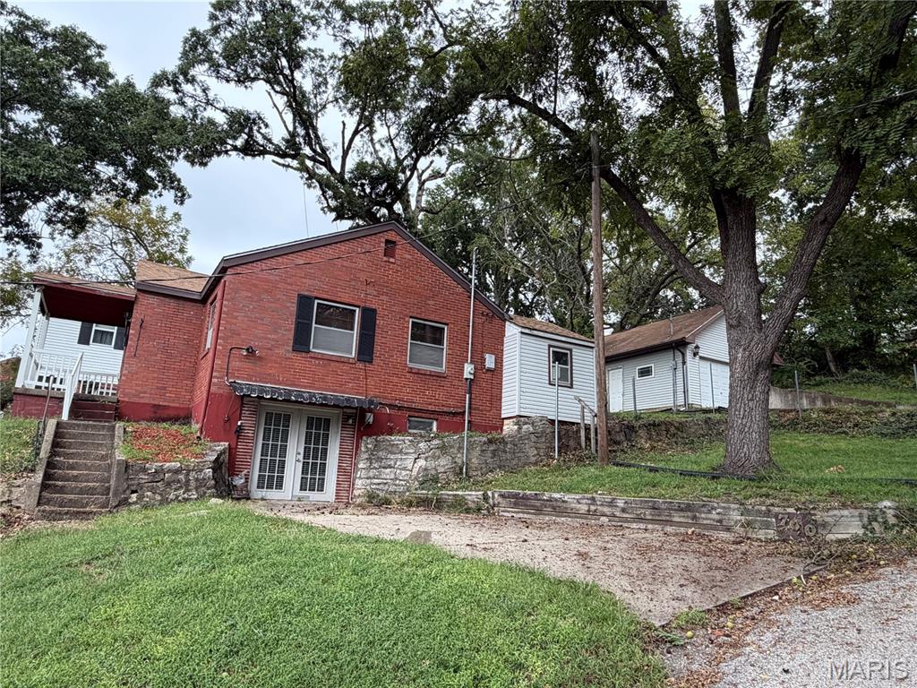 700 Hazel Property Photo 2
