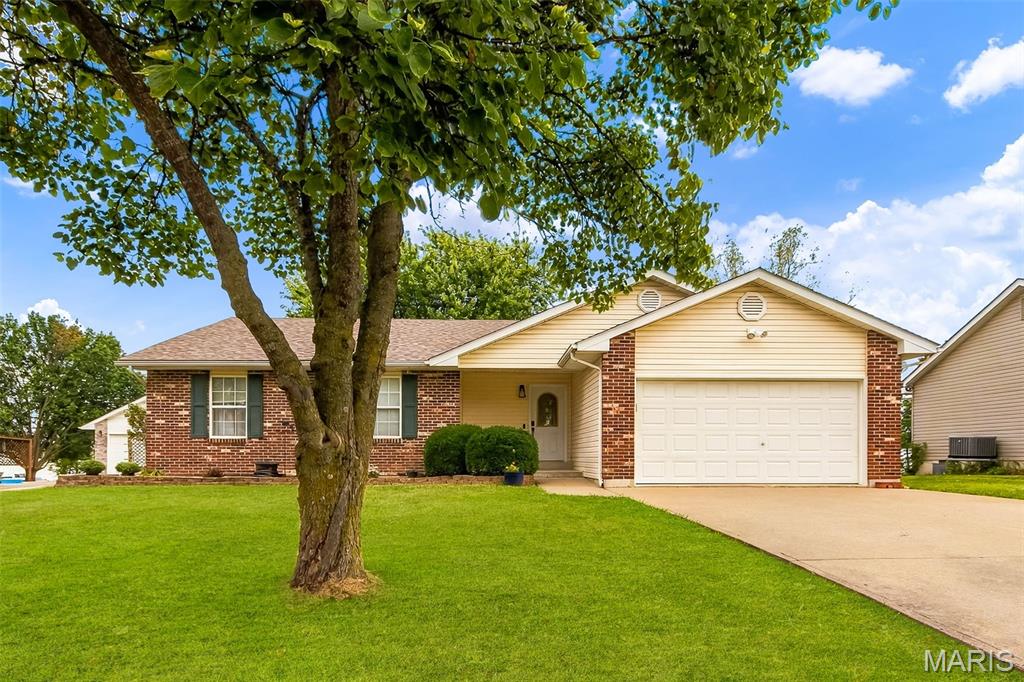 1005 Southway Drive Property Photo 1