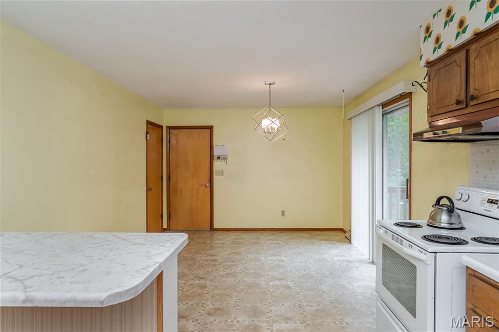 206 Valley Drive Property Photo 12