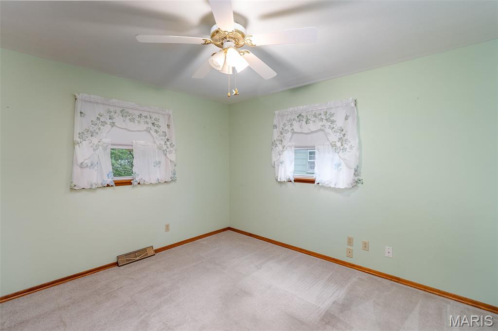 206 Valley Drive Property Photo 17