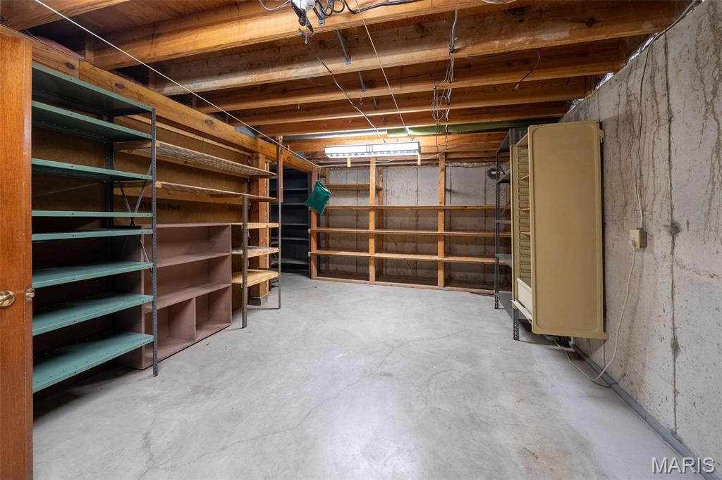 206 Valley Drive Property Photo 26