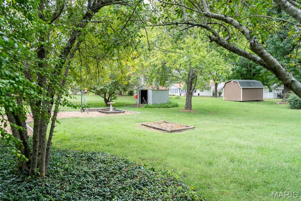 206 Valley Drive Property Photo 31