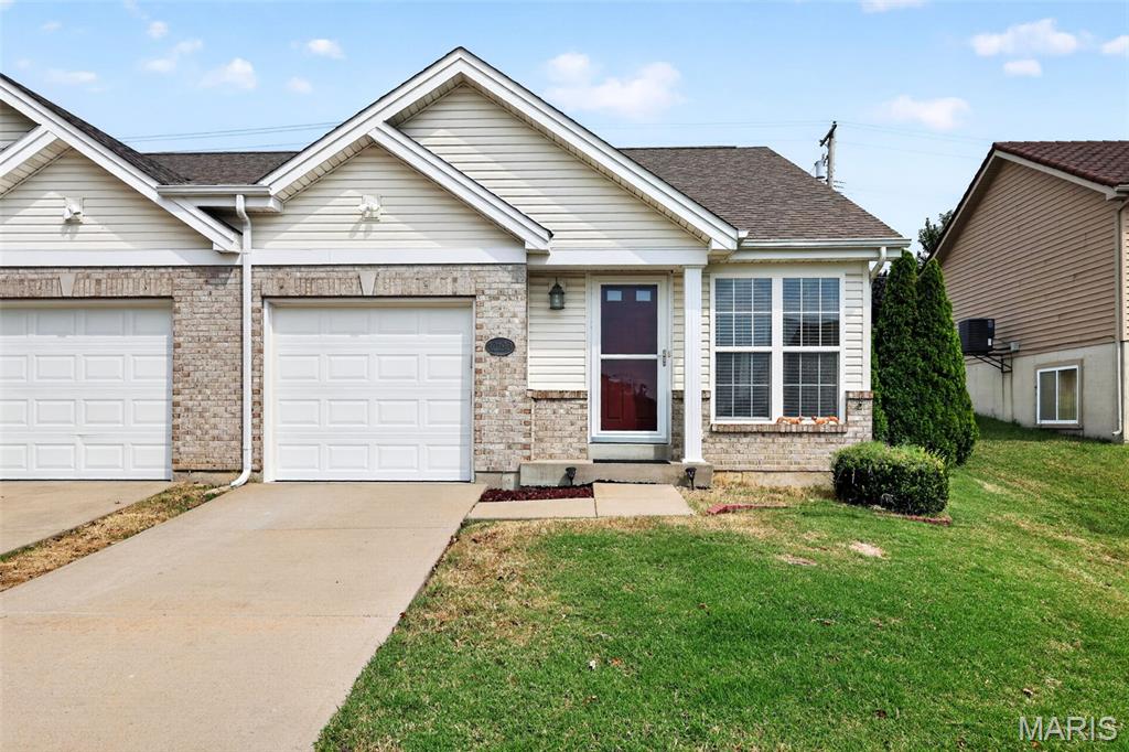 12193 Mckelvey Place Drive Property Photo 1