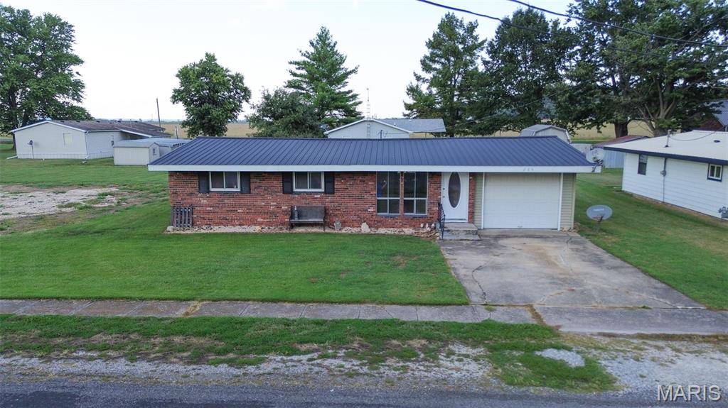 224 Elm Street Property Photo 1