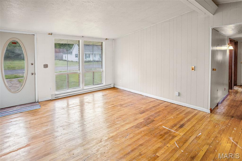 224 Elm Street Property Photo 8