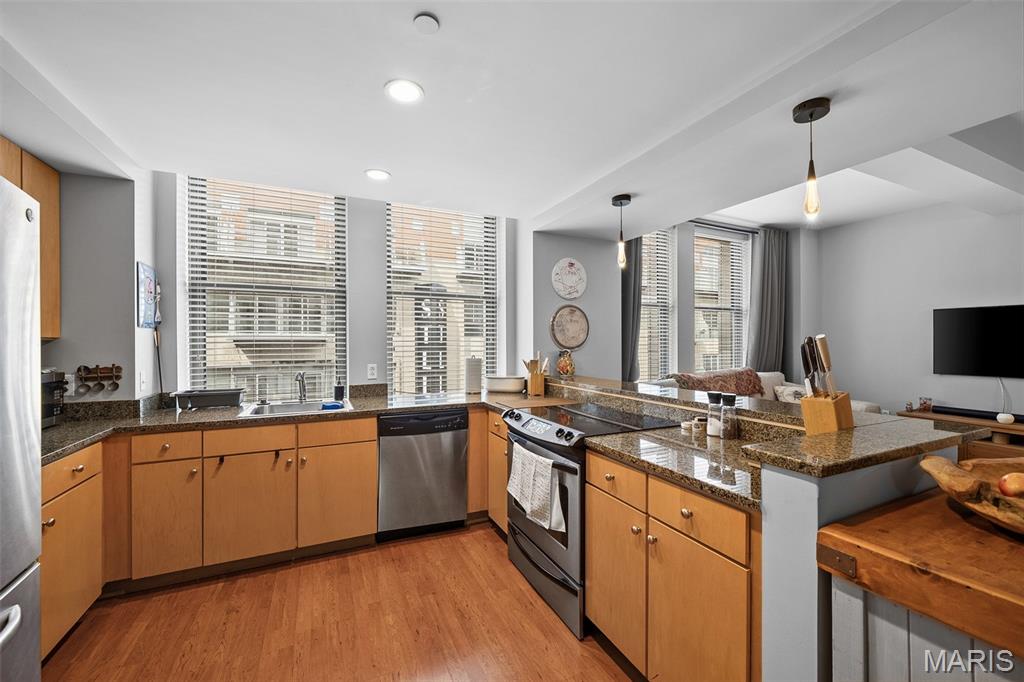 314 N Broadway 701 Property Photo 6