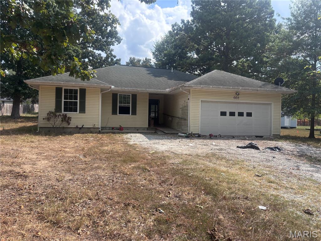 668 Lone Pine Road Property Photo 1
