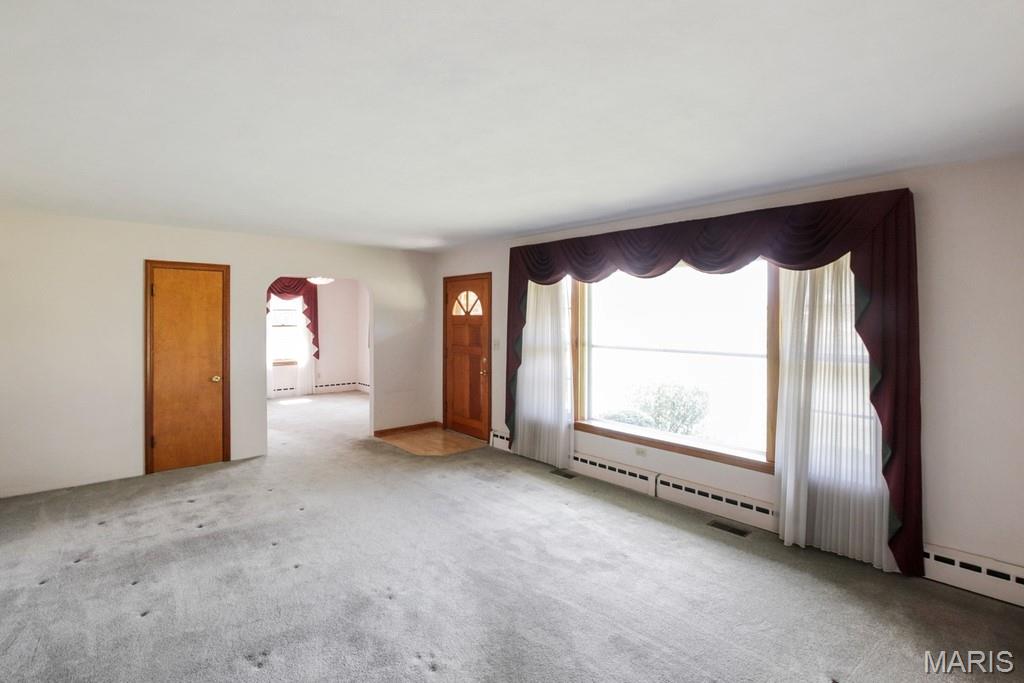 996 W Springfield Road Property Photo 5