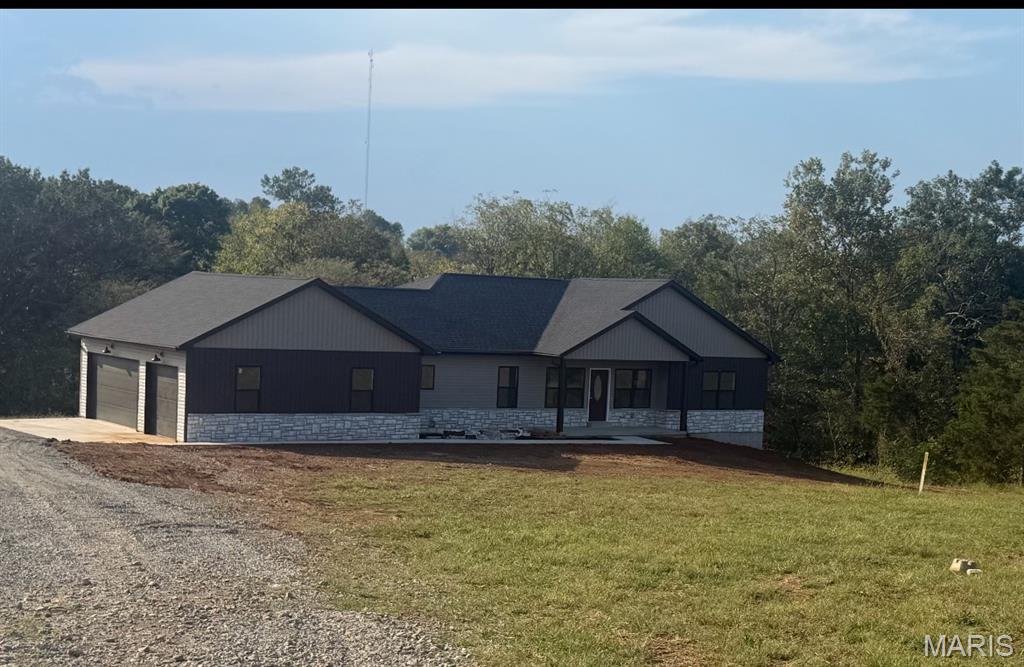 7515 Highway D Property Photo 1