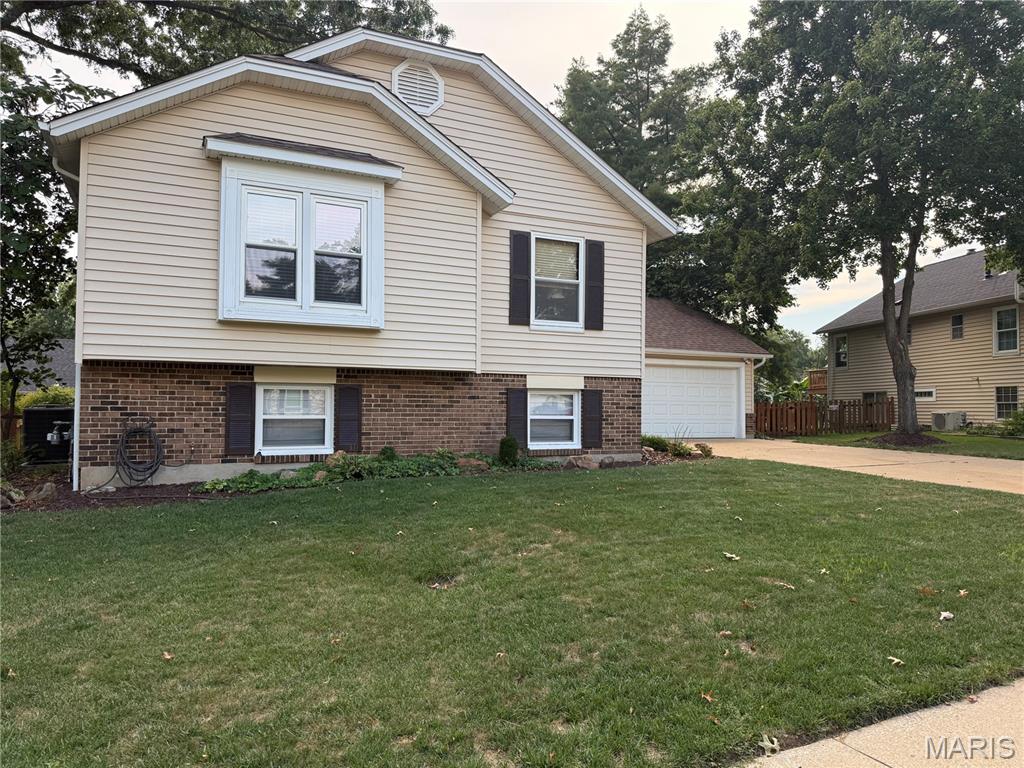 746 Galway Drive Property Photo 2