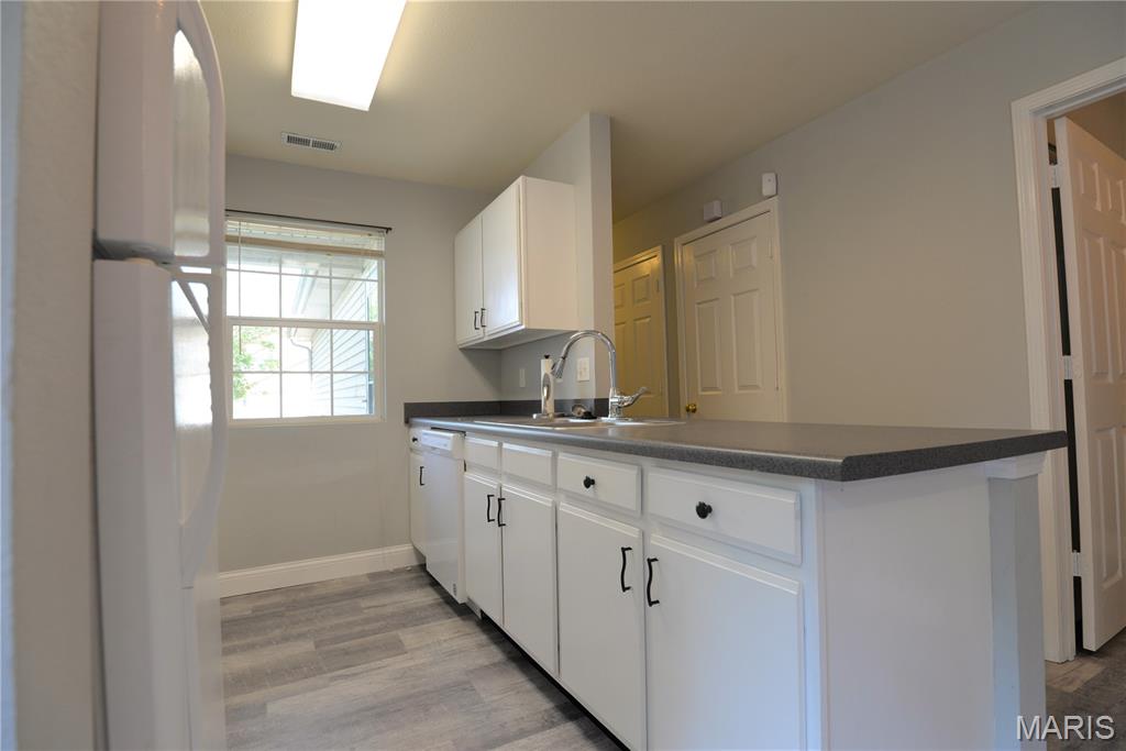 5339 Lakewood Terrace Property Photo 4