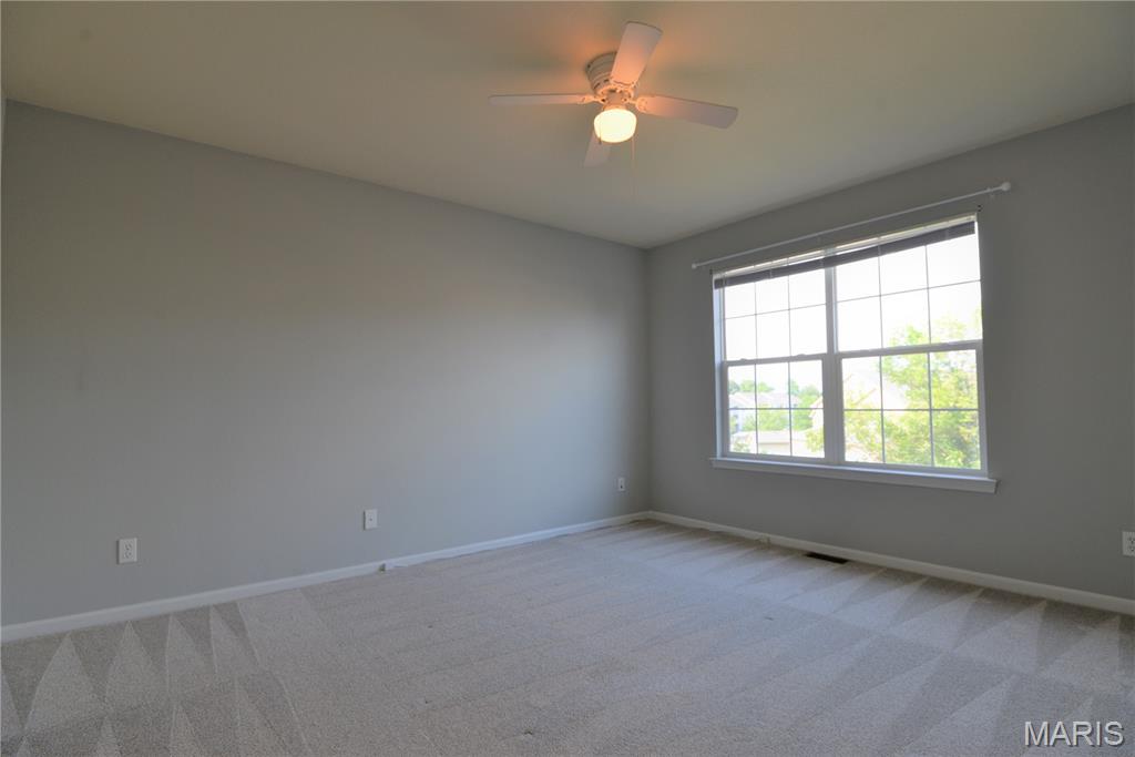 5339 Lakewood Terrace Property Photo 11