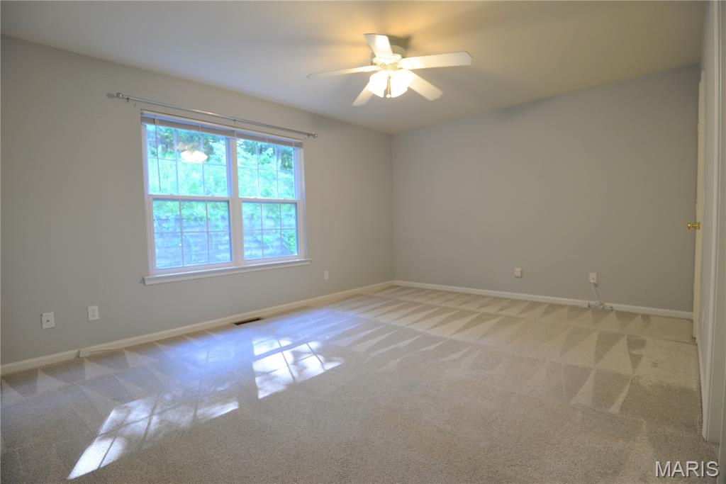 5339 Lakewood Terrace Property Photo 15