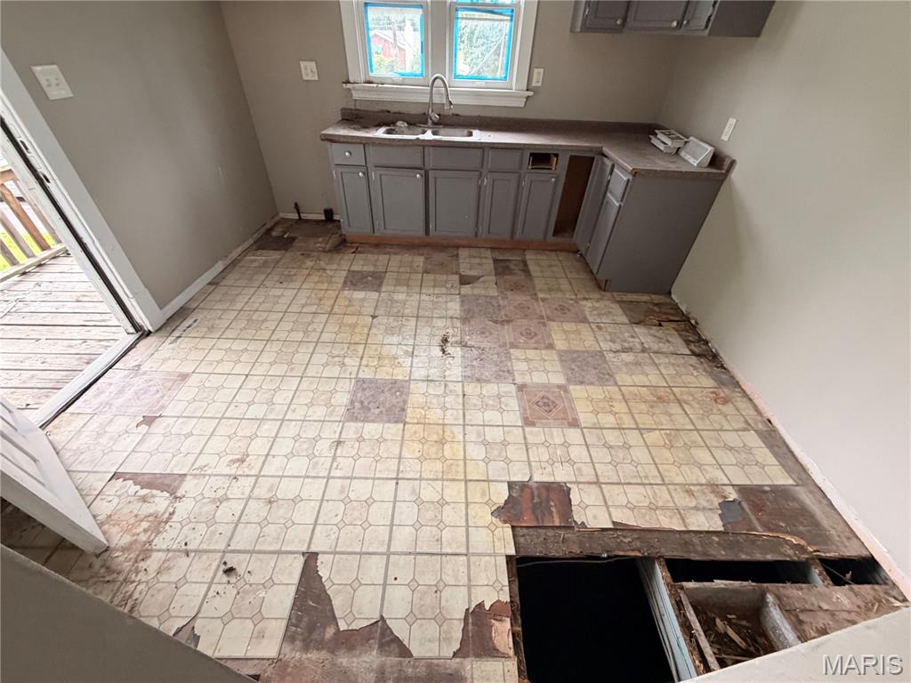 456 Chambers Road Property Photo 5