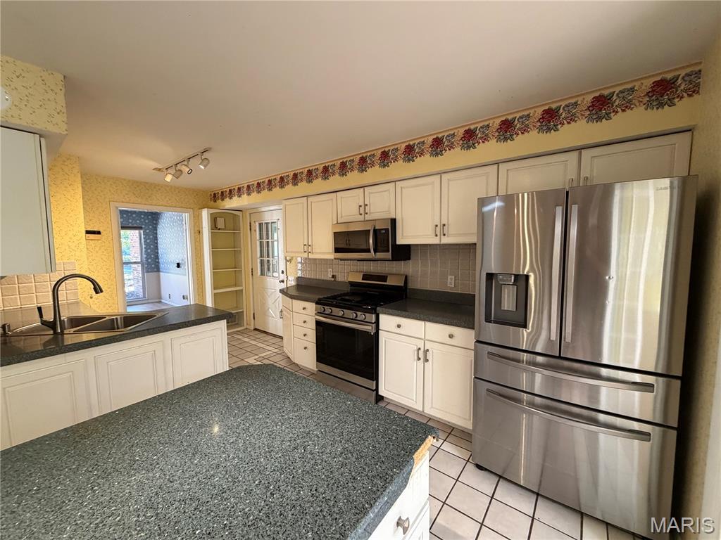 4854 Valley Crest Drive Property Photo 19